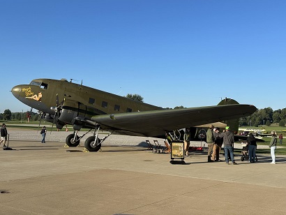 Vintage Wings C-53 