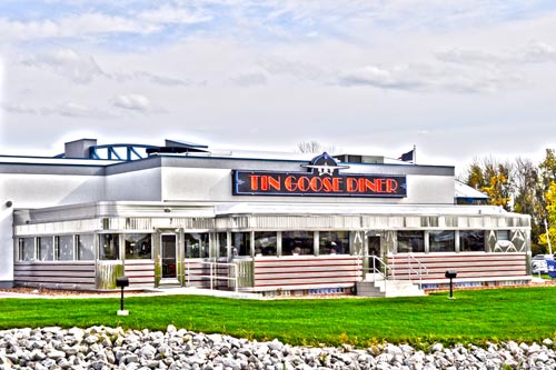 Tin Goose Diner Exterior Photo